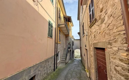 Restored Stone Village House for Sale in Bagnone, Tuscany-$146,938