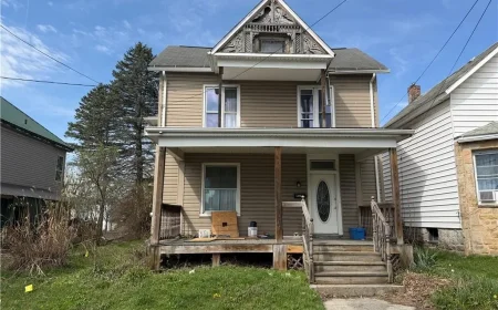 Somerset PA Fixer-Upper With 4 Bedrooms and Investment Upside-$25,000