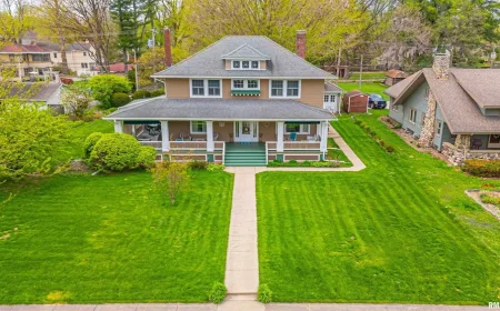 Historic 4-Bedroom Home for Sale in Lincoln, IL-$250,000