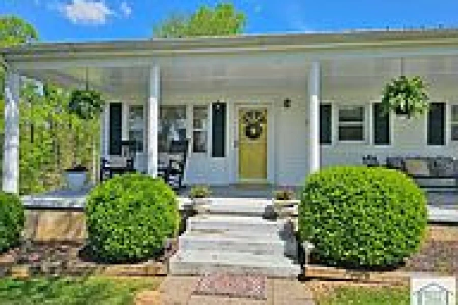 6.1-Acre Martinsville VA Homestead With Vintage Charm-$169,000